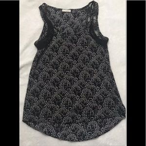 LUSH BLACK FLORAL LEAF PRINT AND LACE SLEEVELESS BLOUSE SIZE MEDIUM PROWNED